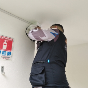 Instalación de cámaras análogas