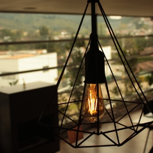 Luz dimerizable